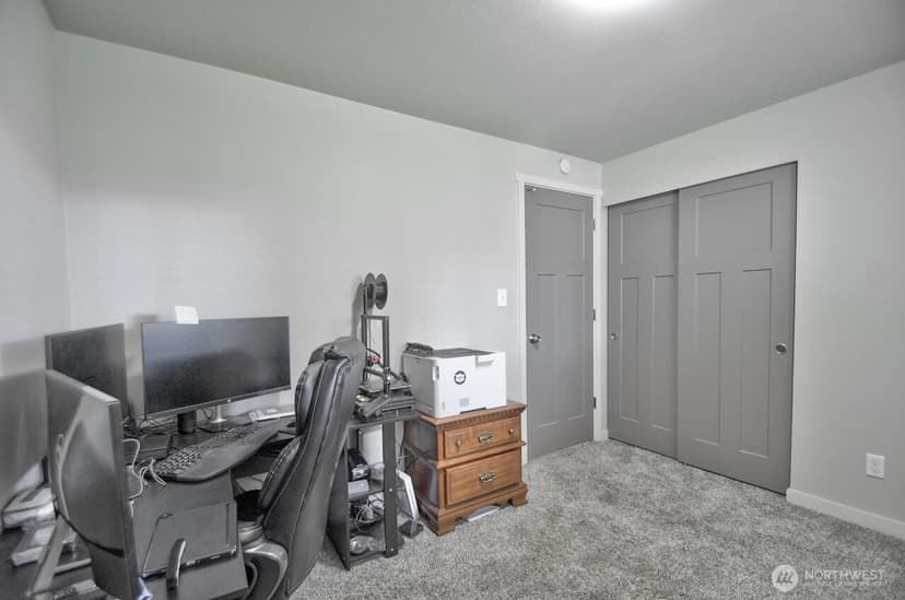 Property photo for 10819 57th Street E, Puyallup photo 18