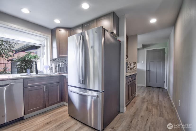 Property photo for 10819 57th Street E, Puyallup photo 10