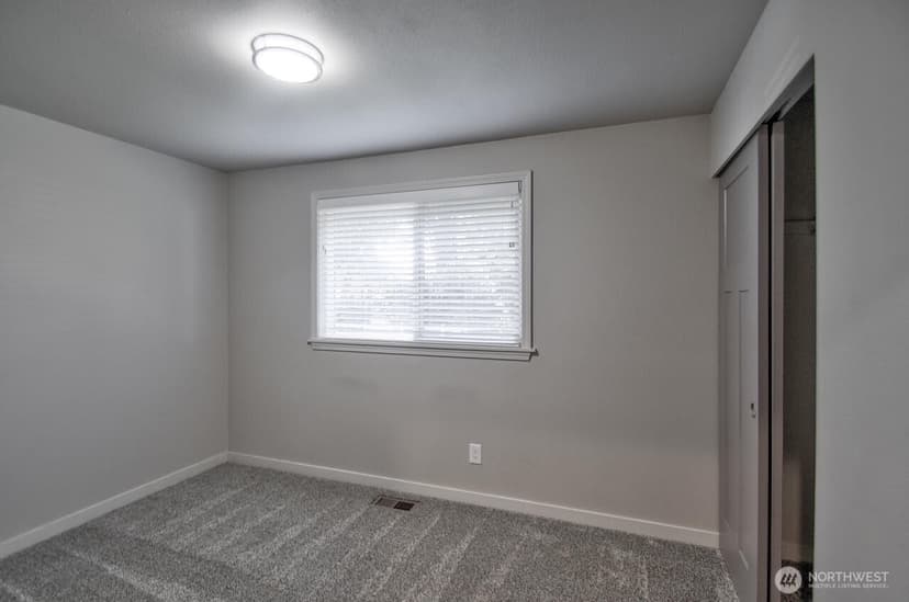 Property photo for 10819 57th Street E, Puyallup photo 13