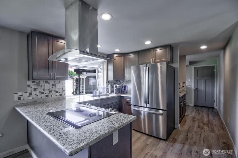 Property photo for 10819 57th Street E, Puyallup photo 8