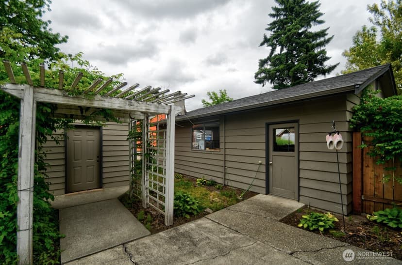Property photo for 10819 57th Street E, Puyallup photo 30