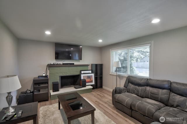 Property photo for 10819 57th Street E, Puyallup photo 5