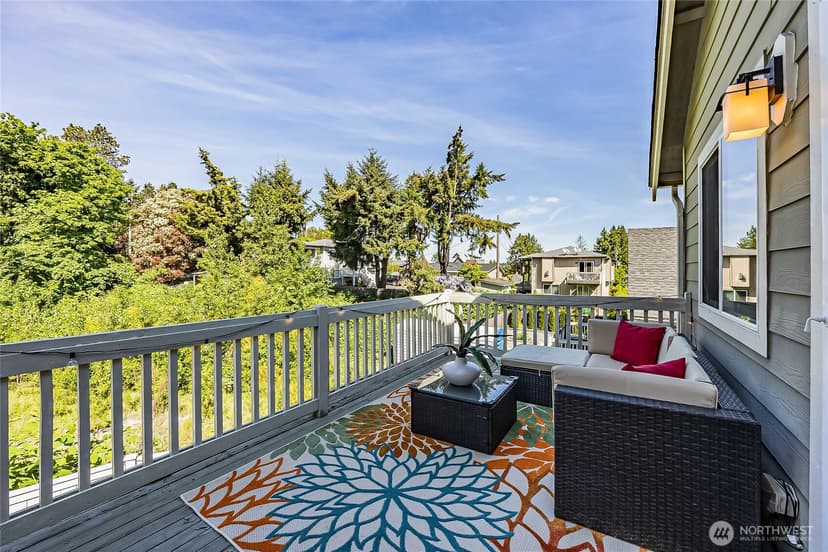 Property photo for 11501 87th Avenue S, Seattle photo 10
