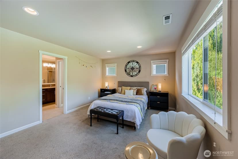 Property photo for 11501 87th Avenue S, Seattle photo 13