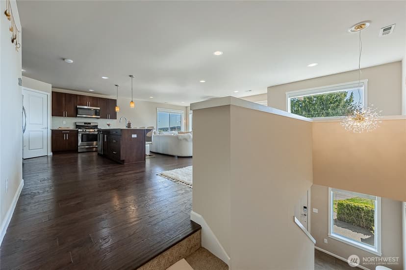 Property photo for 11501 87th Avenue S, Seattle photo 20