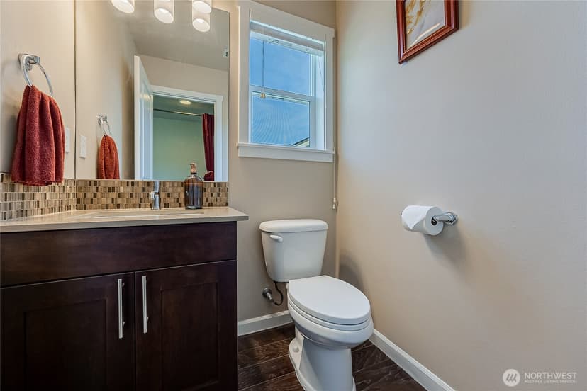 Property photo for 11501 87th Avenue S, Seattle photo 19