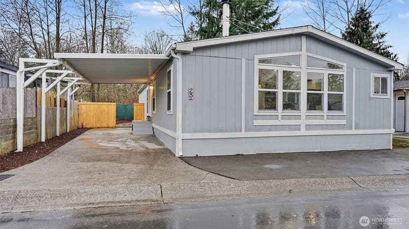 Property photo for 704 87th Avenue NE #23, Lake Stevens photo 4