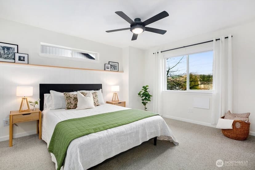 Property photo for 595 Newport Way NW #C4, Issaquah photo 10