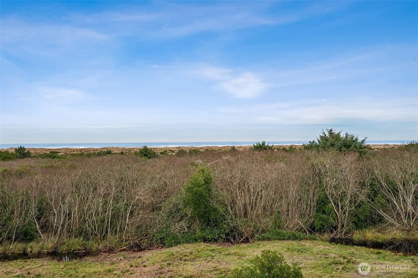 Property photo for 835 Ocean Shores Boulevard NW #303, Ocean Shores photo 2