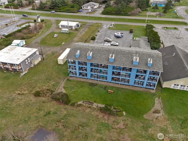 Property photo for 835 Ocean Shores Boulevard NW #303, Ocean Shores photo 4