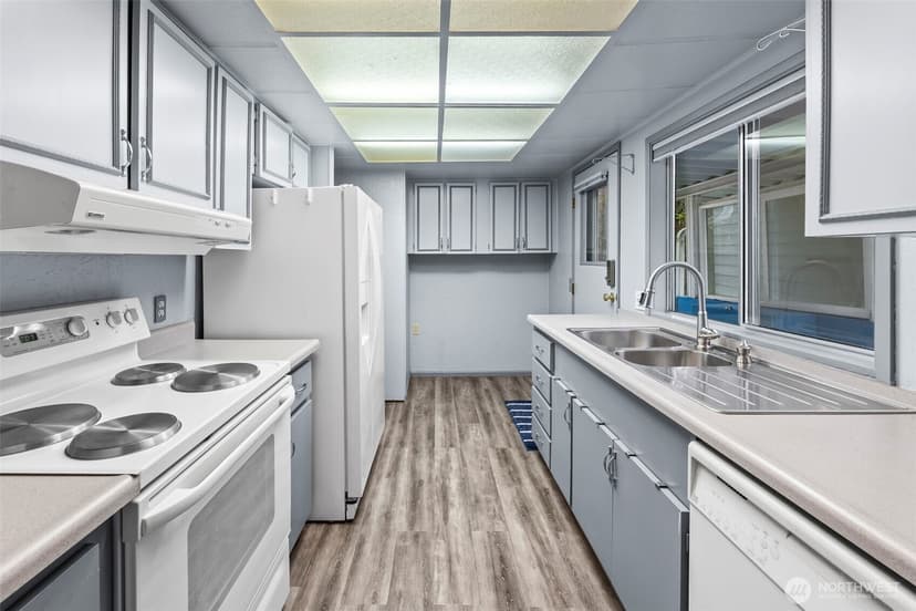 Property photo for 1251 SE Carl Pickle Drive, Port Orchard photo 6