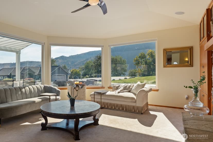 Property photo for 129 Chelan View Drive, Manson photo 9