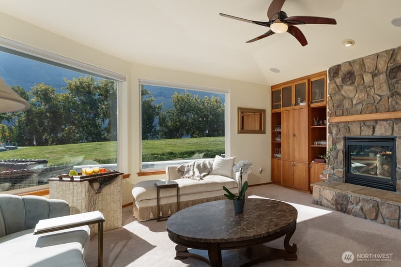 Property photo for 129 Chelan View Drive, Manson photo 10