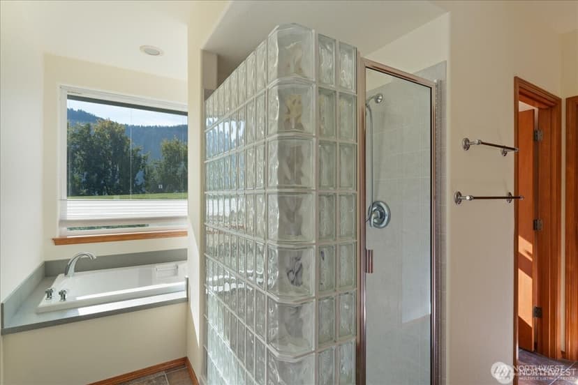 Property photo for 129 Chelan View Drive, Manson photo 19