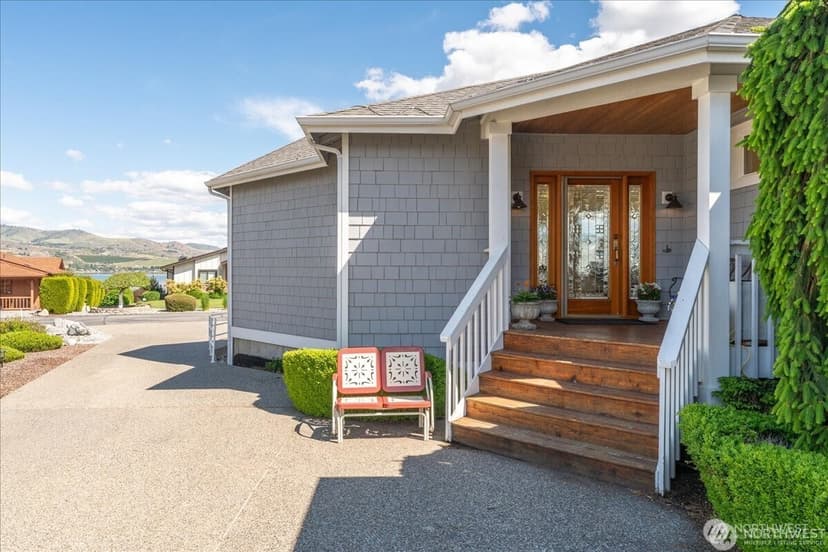 Property photo for 129 Chelan View Drive, Manson photo 7