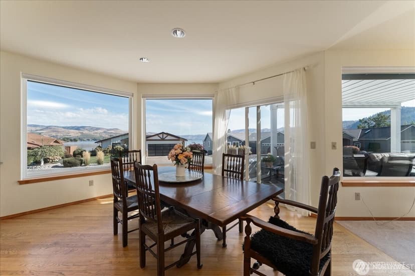 Property photo for 129 Chelan View Drive, Manson photo 14