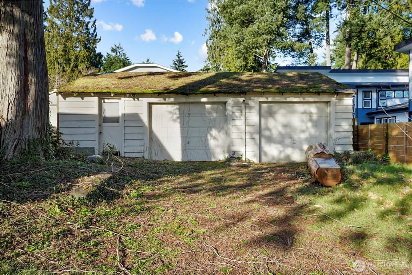 Property photo for 2524 NE 130th Street, Seattle photo 8