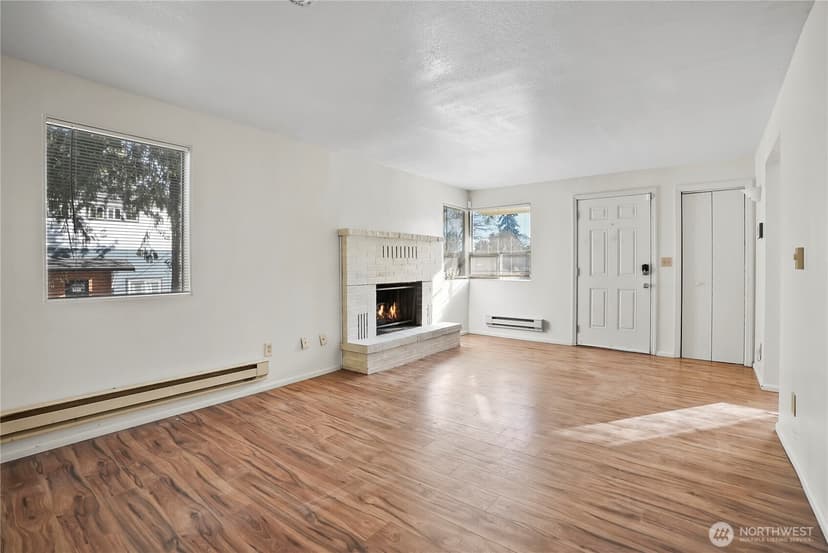 Property photo for 2524 NE 130th Street, Seattle photo 12