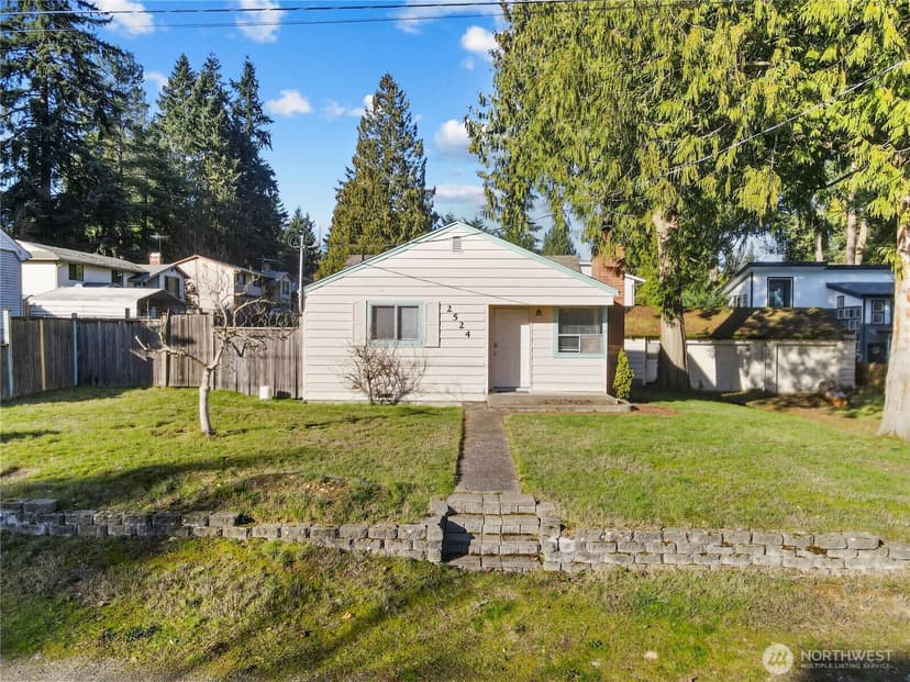 Property photo for 2524 NE 130th Street, Seattle