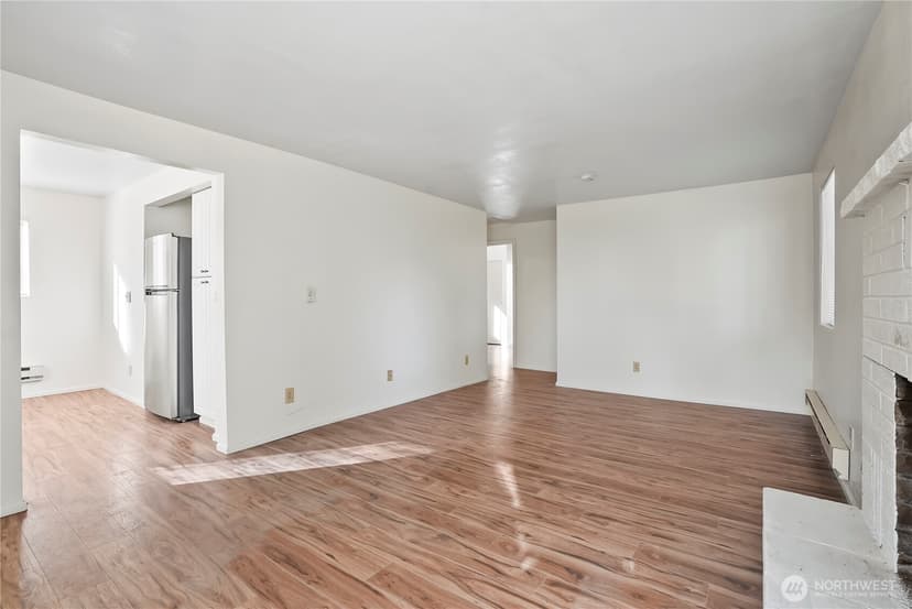 Property photo for 2524 NE 130th Street, Seattle photo 11
