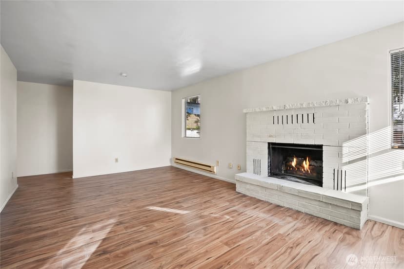 Property photo for 2524 NE 130th Street, Seattle photo 15