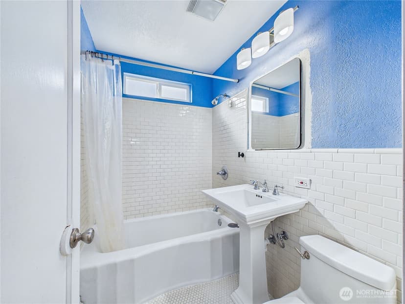 Property photo for 2103 E 21st Street, Bremerton photo 15