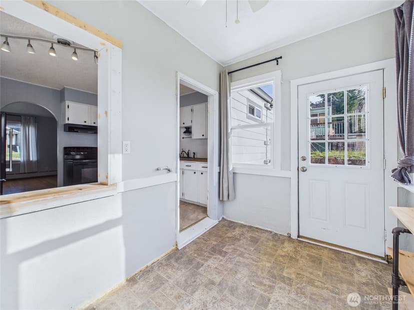 Property photo for 2103 E 21st Street, Bremerton photo 13