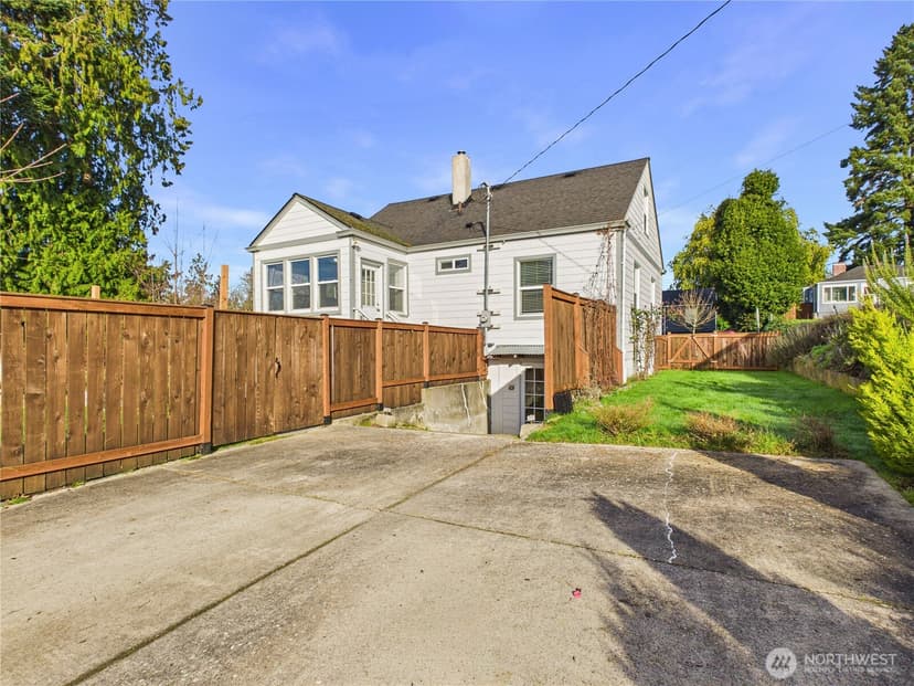 Property photo for 2103 E 21st Street, Bremerton photo 26
