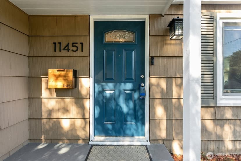 Property photo for 11451 71st Place S, Seattle photo 24