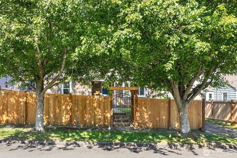 Property photo for 11451 71st Place S, Seattle photo 23