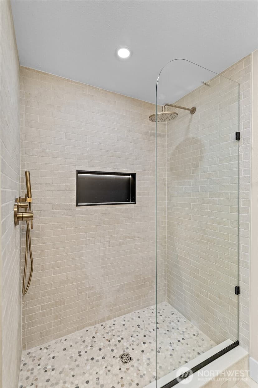 Property photo for 28624 8th Place S, Federal Way photo 25