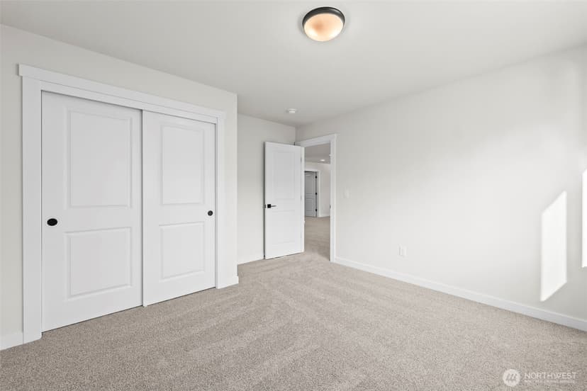 Property photo for 14202 14th Avenue Ct E, Tacoma photo 29