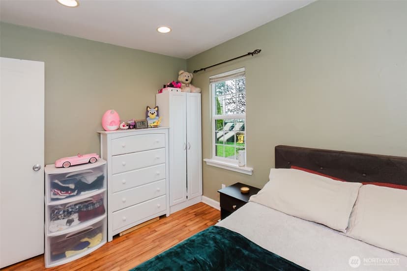 Property photo for 1342 N Montgomery Avenue, Bremerton photo 23