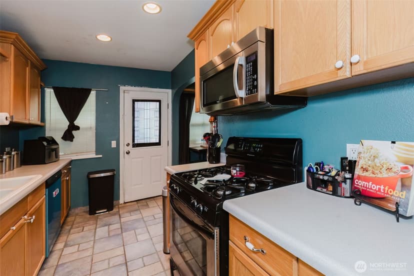 Property photo for 1342 N Montgomery Avenue, Bremerton photo 9