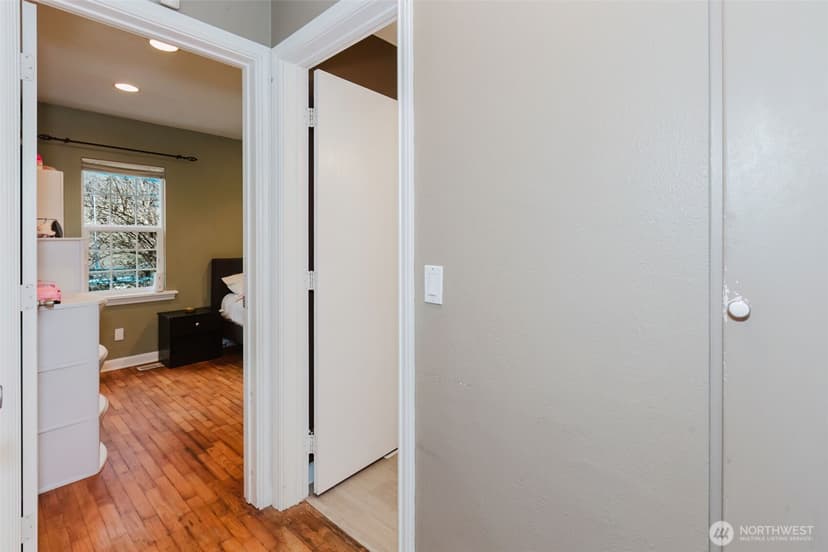Property photo for 1342 N Montgomery Avenue, Bremerton photo 18