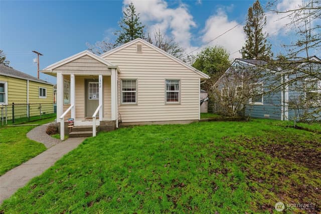 Property photo for 1342 N Montgomery Avenue, Bremerton photo 3