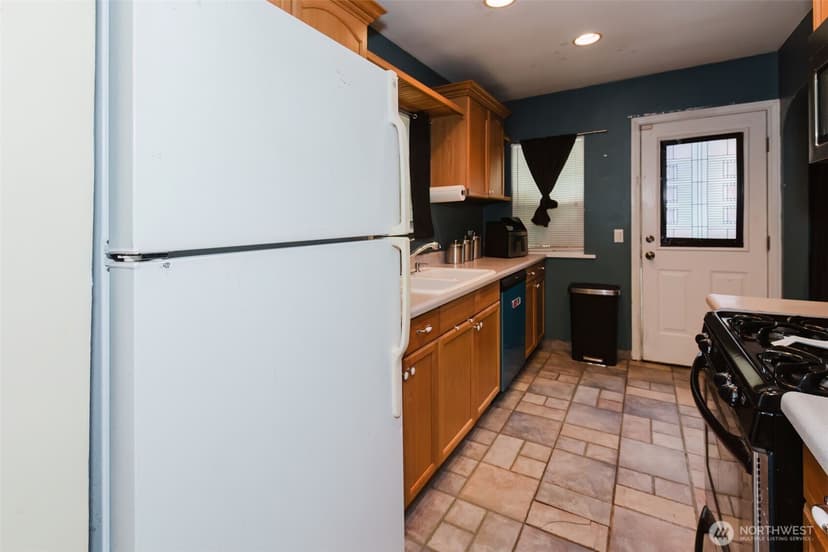 Property photo for 1342 N Montgomery Avenue, Bremerton photo 10