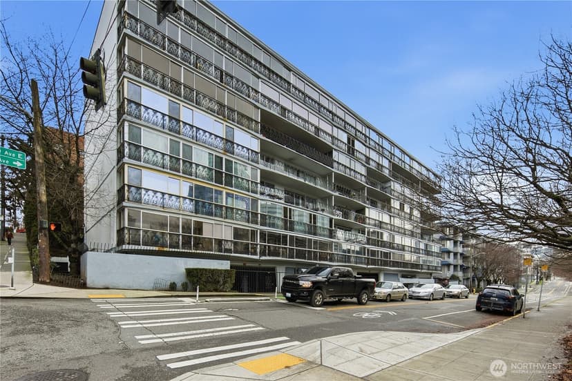 Property photo for 1740 Melrose Avenue #403, Seattle photo 2