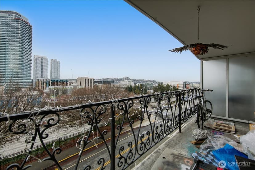 Property photo for 1740 Melrose Avenue #403, Seattle photo 14