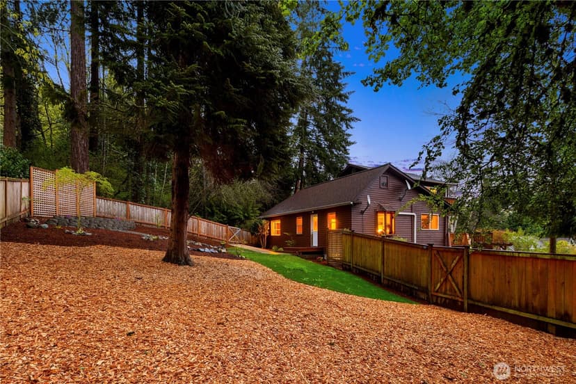 Property photo for 9420 NE 129th Place, Kirkland photo 35