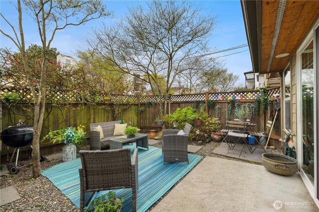 Property photo for 2433 NW 59th Street #101, Seattle photo 3