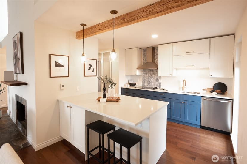 Property photo for 2510 W Bertona Street #428, Seattle photo 11