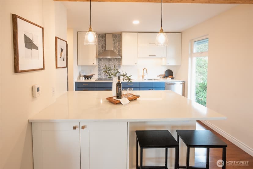 Property photo for 2510 W Bertona Street #428, Seattle photo 10