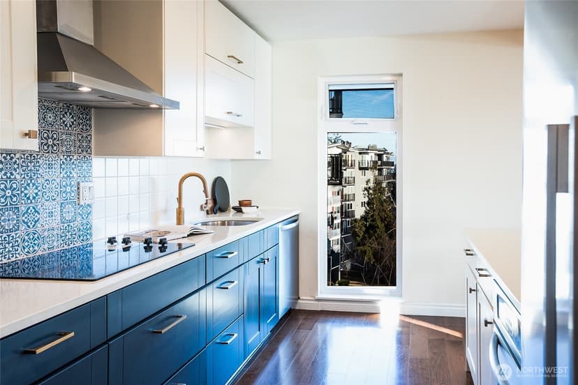 Property photo for 2510 W Bertona Street #428, Seattle photo 6
