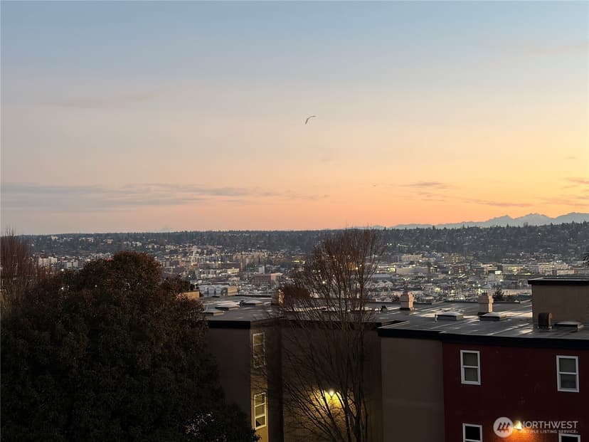 Property photo for 2510 W Bertona Street #428, Seattle photo 31
