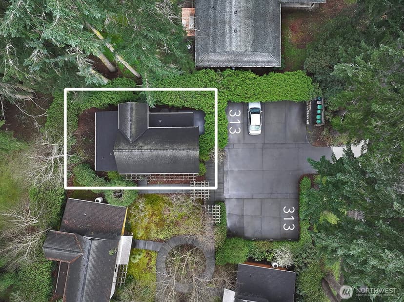 Property photo for 313 Edgecliff Drive, Langley photo 30