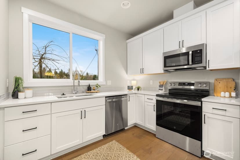 Property photo for 7879 S 132 Street, Seattle photo 15