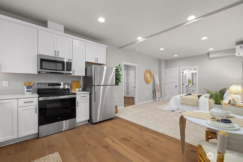 Property photo for 7879 S 132 Street, Seattle photo 17