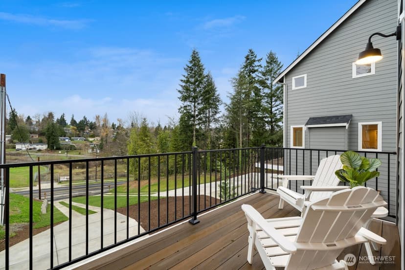 Property photo for 7879 S 132 Street, Seattle photo 28