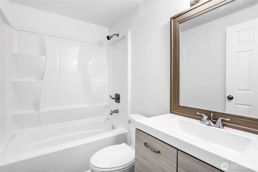Property photo for 12034 68th Avenue S, Seattle photo 10